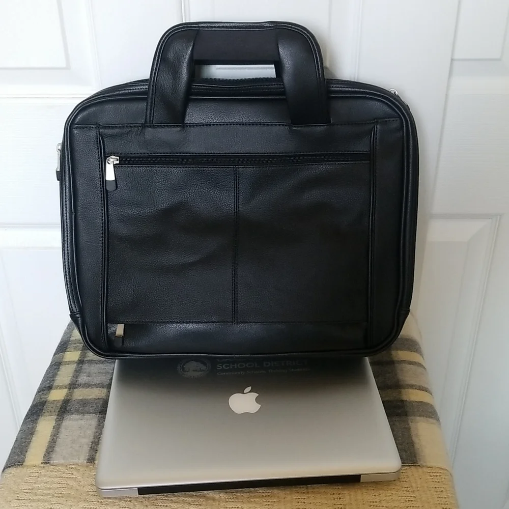 laptop carrying bag
